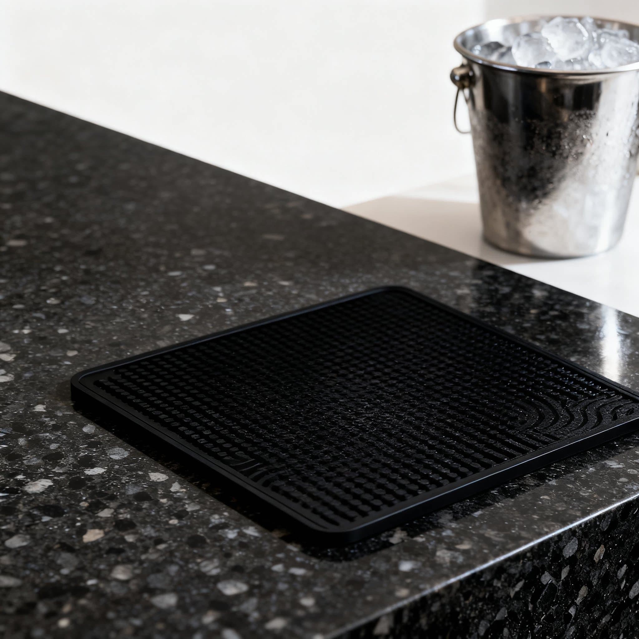 Portable PVC Bar Mat with Drainage