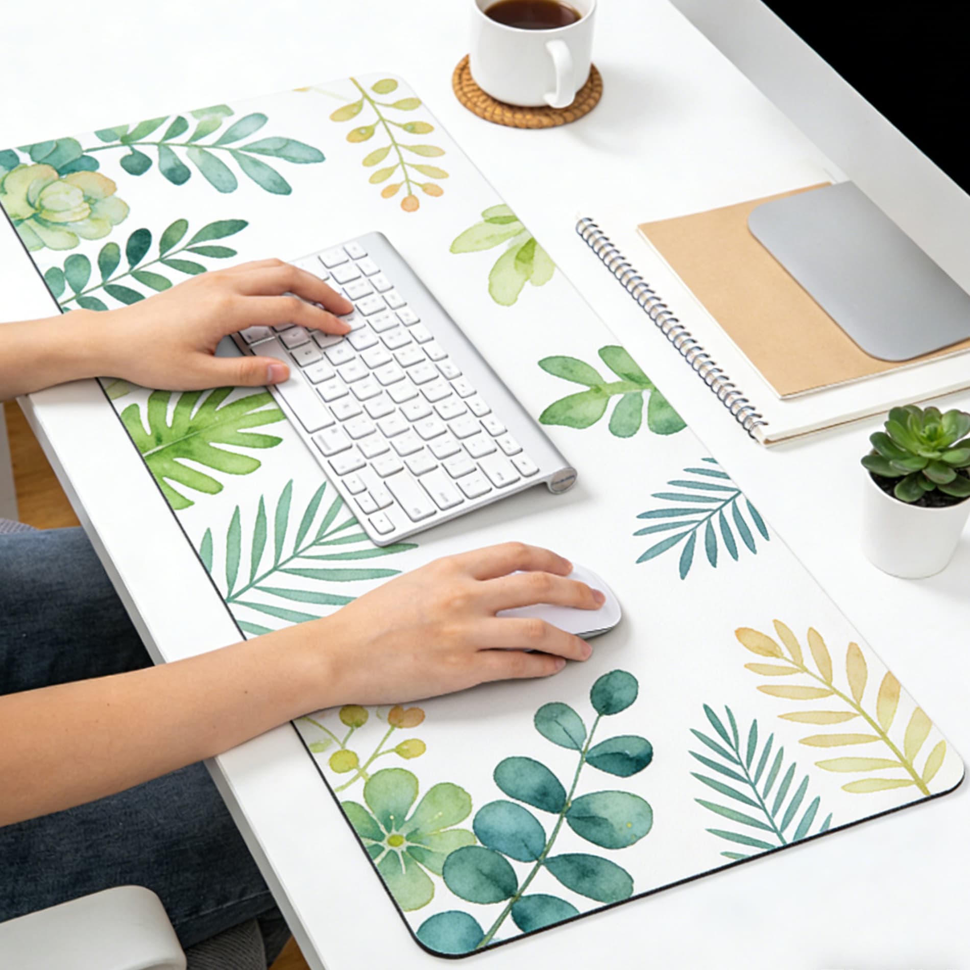 XXL Desk Mouse Pad with Stitched Edges